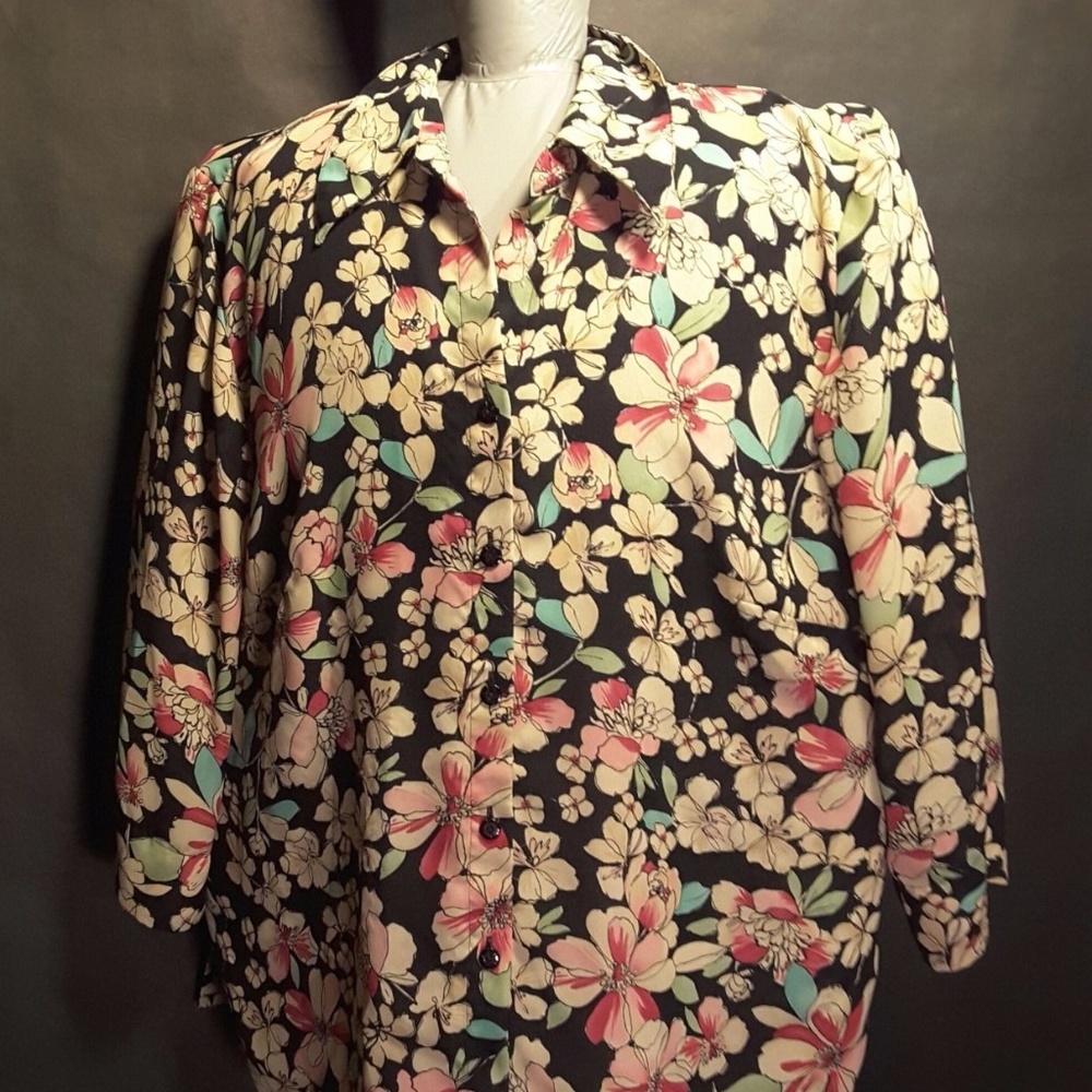 Sheer Flowy Floral Blouse 3/4 Sleeve
